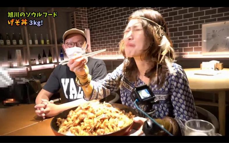 日本综艺界的“鬼畜”风潮：“陌生人吻戏测试”背后的行业生态分析